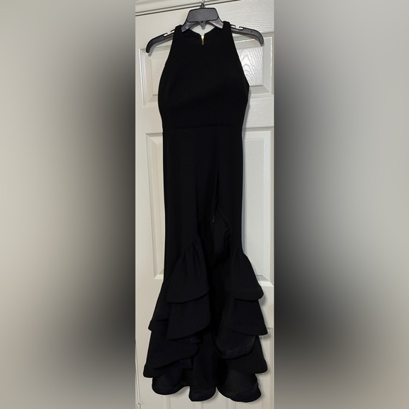 Betsy & Adam tiered halter NWT scuba crêpe gown ruffles Sz 4P Elegant Formal - Picture 3 of 13